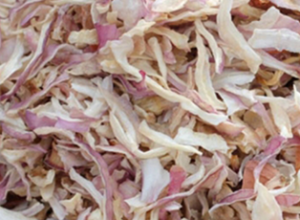 Dehydrated Pink onion slices